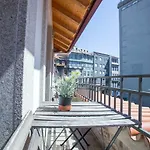 Livingporto By Hosts Apartament