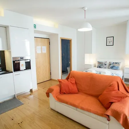 Lägenhet Livingporto By Hosts *