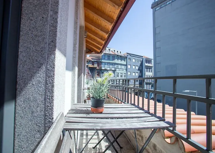 Livingporto By Hosts アパート