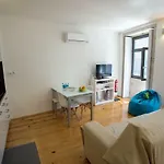 Lägenhet Livingporto By Hosts